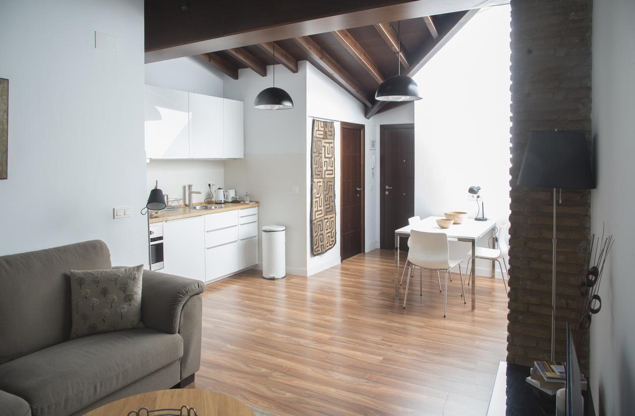 Double E Corral Esquivel Apartment Seville
